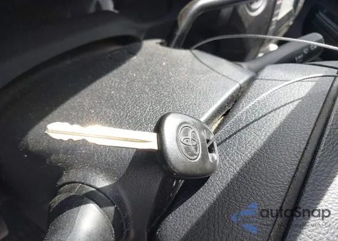 2014 Toyota Tundra Sr 4.6L V8 z USA, uszkodzony, nr VIN 5TFUM5F10EX057090